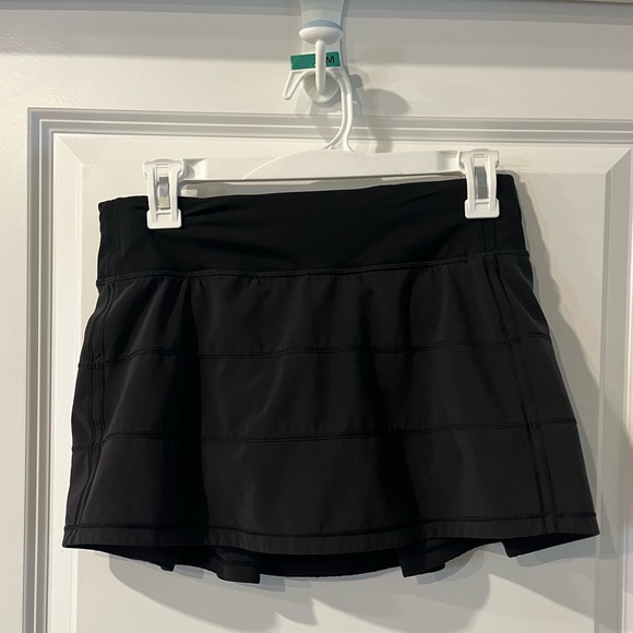 Lululemon athletic skirt - Picture 3 of 6